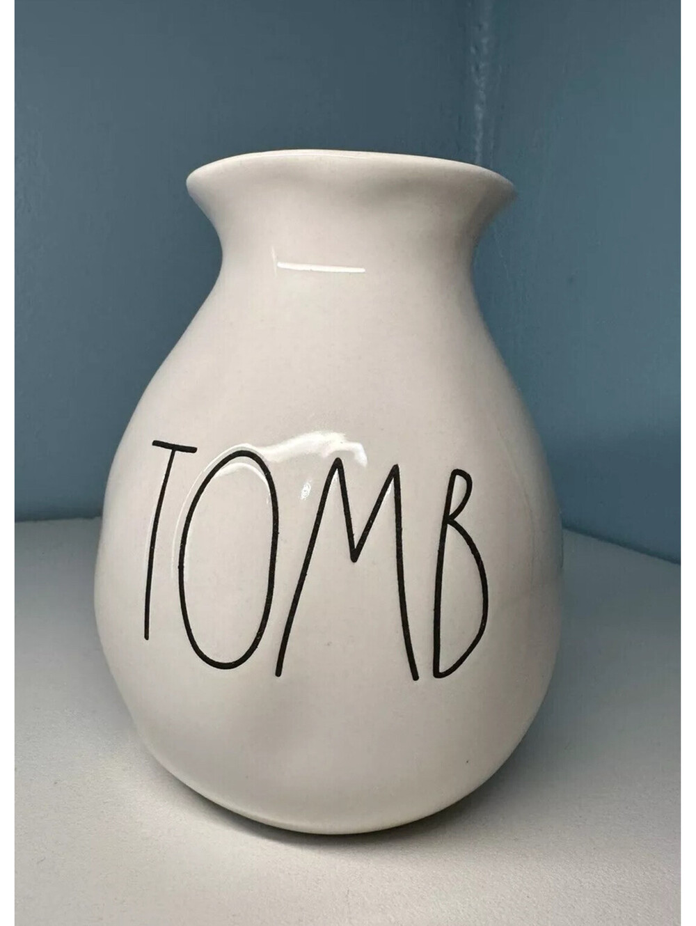 Rae Dunn “TOMB” White Bud Flower Vase Artisan Collection Magenta 5.5” #301